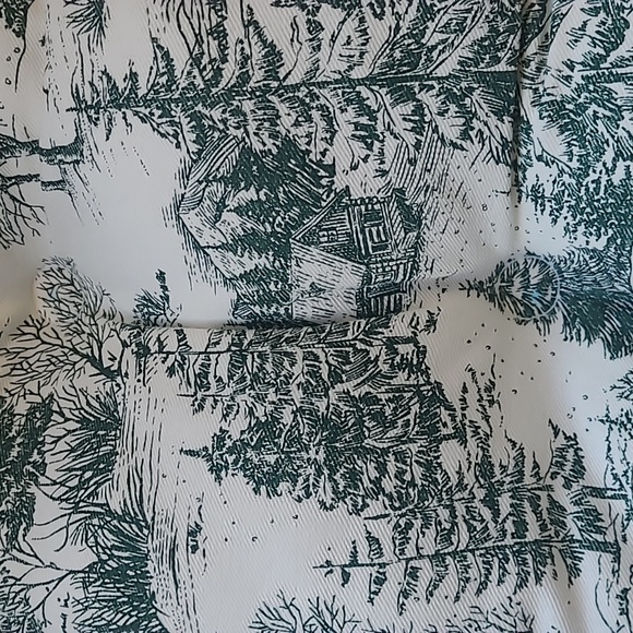 Pet Bedding - Picture 2 of 6